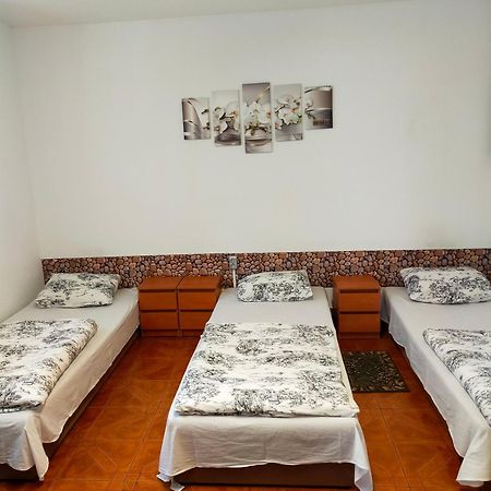 Hostel Madeira Gdaňsk Exteriér fotografie