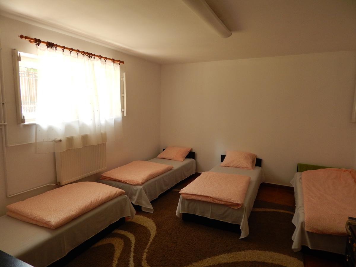 Hostel Madeira Gdaňsk Exteriér fotografie