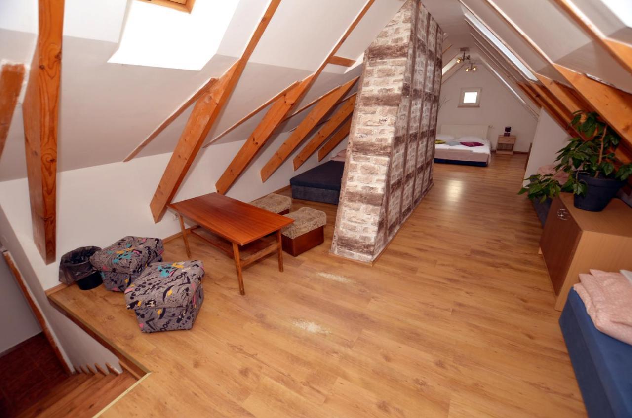 Hostel Madeira Gdaňsk Exteriér fotografie